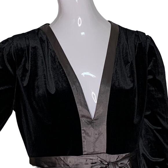 Kloth Velour Deep-V Jumpsuit Long Sleeve Wide Leg Black Size M - Picture 2 of 13